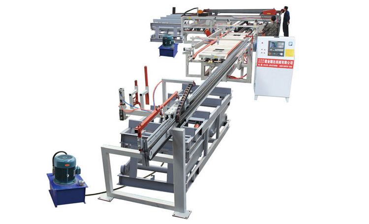 Fully automatic edge sawing machine