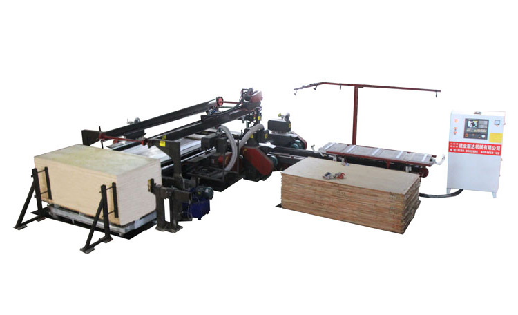 Automatic edge sawing machine